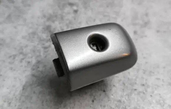 Volvo V50 Coupe door lock (next to the handle) 8679168