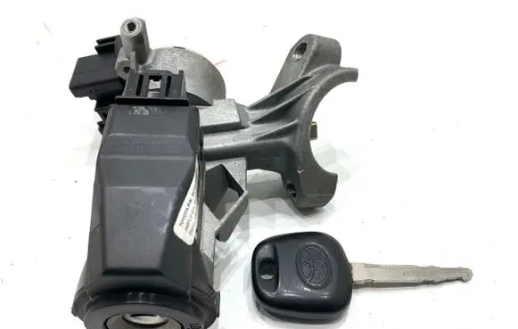 Toyota Yaris Ignition lock 897830D010