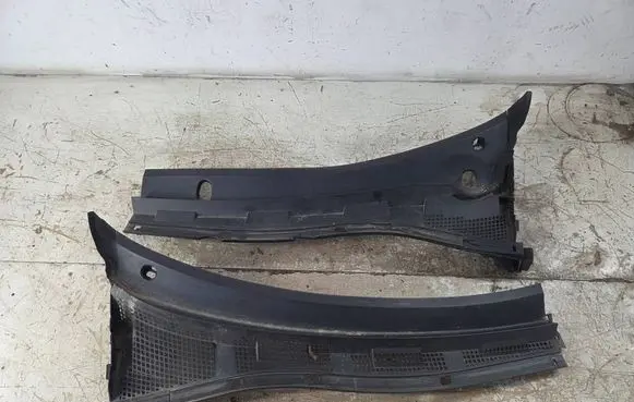 Mazda 3 I Wiper trim B3D50730 BV8V507S0