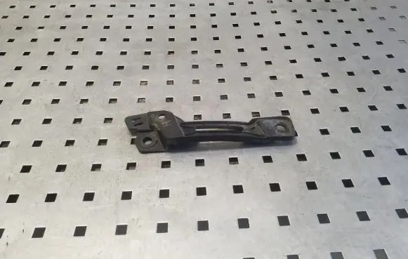 Land Rover Range Rover Sport L494 Fender mounting bracket CPLA16291AC
