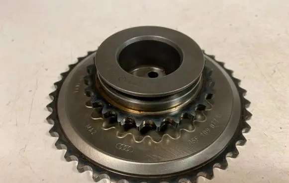 Audi Q7 4M Timing chain sprocket 06E109289 06E109077E