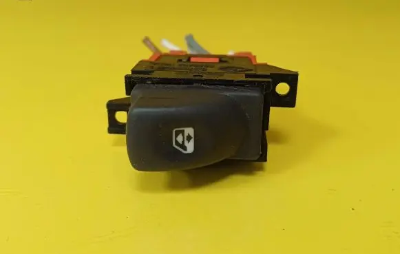 Renault Espace III Electric window control switch 7700876404