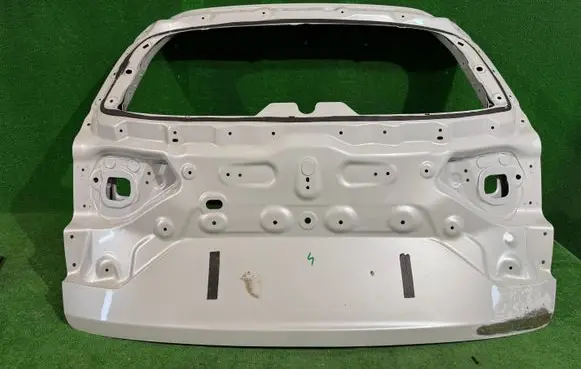 Tailgate/trunk/boot lid
