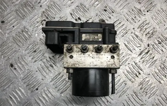 Seat Ibiza III (6L) ABS Pump 6Q0614117S 0265231712 6Q0907379AF