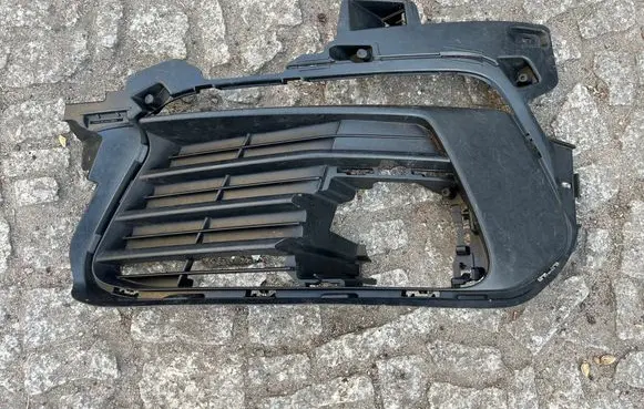 Peugeot 308 Front fog light trim/grill AA38267731