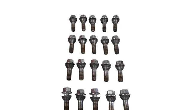 Volvo V60 Nuts/bolts 