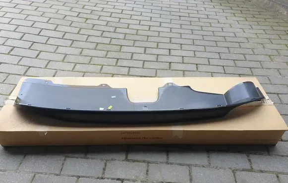 Honda CR-V Rear bumper trim bar molding 08P02SWA0000H2 08P02SWW6P0JX 08P02SWA000