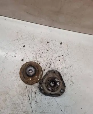 Toyota Corolla Verso AR10 Front upper strut mount 