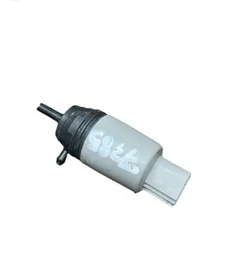 BMW 5 E60 E61 Windscreen/windshield washer pump 23557610