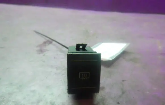 Windscreen/window heater switch