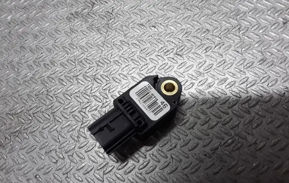 Toyota Verso Airbag deployment crash/impact sensor 898310F040