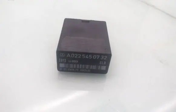 Mercedes-Benz Vito Viano W638 Other relay A0225450732