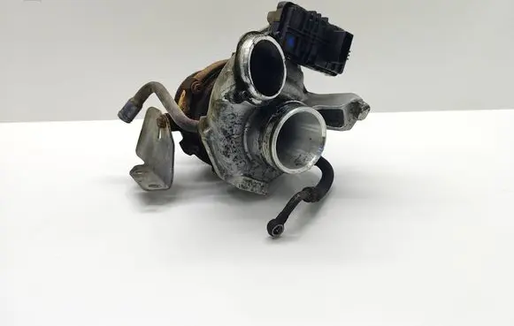 BMW 5 F10 F11 Turbo 797863 7978630013 010430