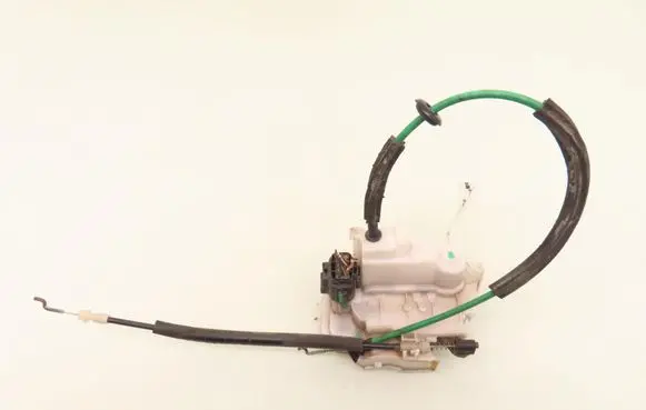 Alfa Romeo 159 Front door lock