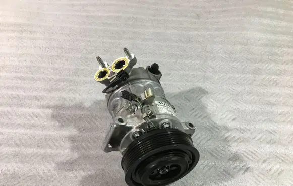 Volvo XC60 Air conditioning (A/C) compressor (pump) P31469966