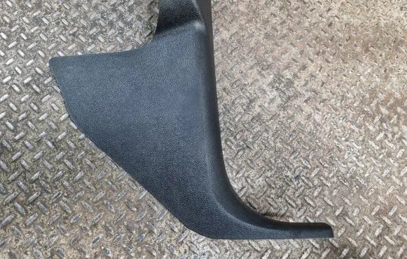 Cadillac Escalade Front sill trim cover 15904438