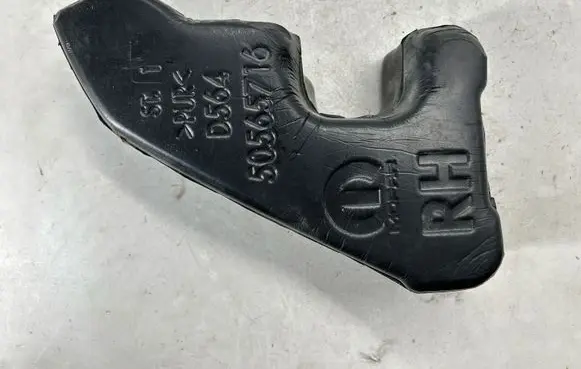 Dodge Hornet Fender foam support/seal 50565716 68607058aa