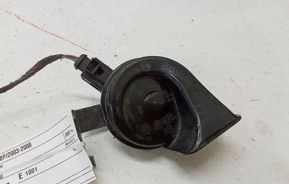 Audi A3 S3 8P Horn signal 8P0951230