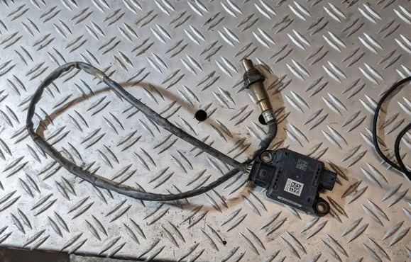 Volkswagen Crafter Lambda probe sensor 03N906261D