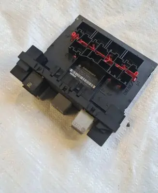 Volkswagen PASSAT B6 Comfort/convenience module 3C8937049S H53S3101 F005V00917