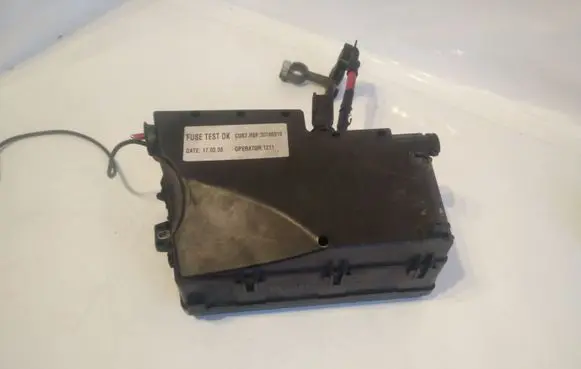 Volvo V50 Fuse module 8688040 518818000