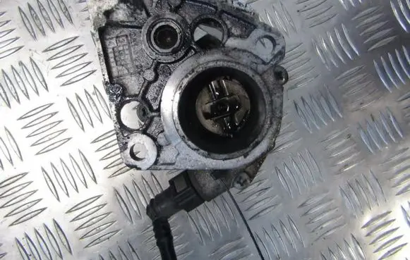 Vacuum pump