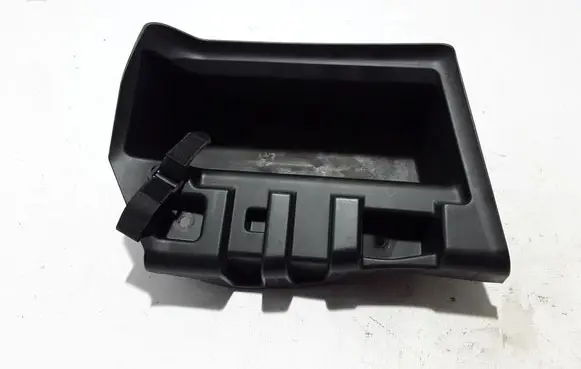BMW 5 G30 G31 Other trunk/boot trim element 7373580