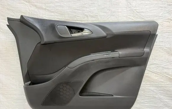 Opel Meriva B Front door card panel trim 13313026