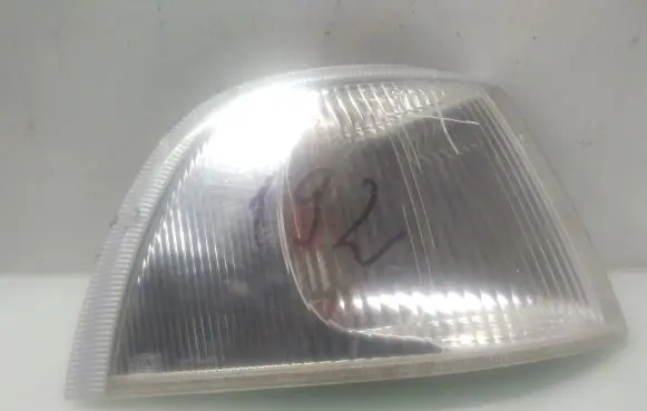Volvo S40, V40 Front indicator light 30854654