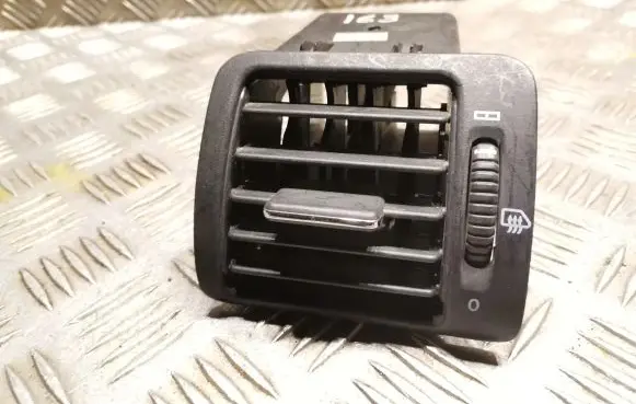 Mercedes-Benz ML W163 Dashboard air vent grill cover trim 1638300154