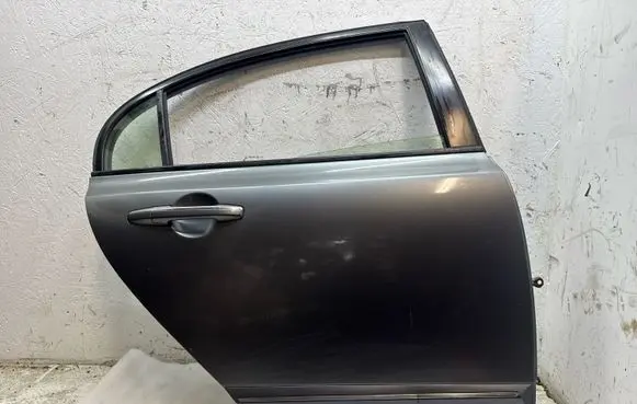Honda Civic Rear door