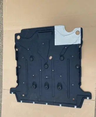 Alfa Romeo Stelvio Engine splash shield/under tray 20550393