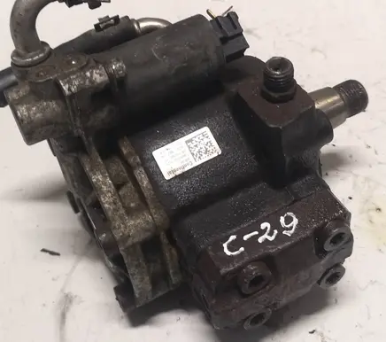 Skoda Octavia Mk2 (1Z) Fuel injection high pressure pump 03L130755E