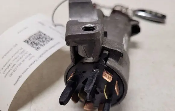 Seat Ibiza III (6L) Ignition lock 4B0905851C