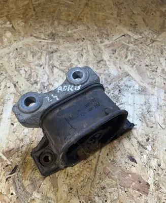 Opel Combo C Engine mount bracket 13125208 13125209