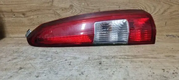 Volvo V70 Rear/tail lights 9154494