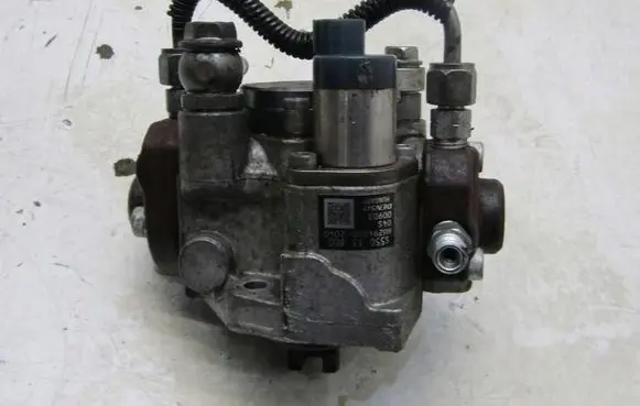 Mazda 2 Fuel injection high pressure pump S55013800
