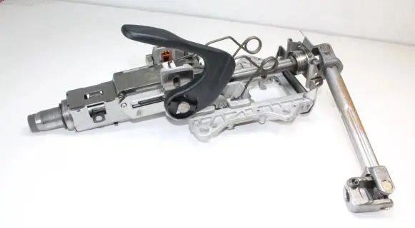 Audi Q3 8U Steering rack mechanical part 5N2419502D