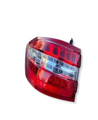 Mercedes-Benz E W212 Rear/tail lights A2129061757 2129061757