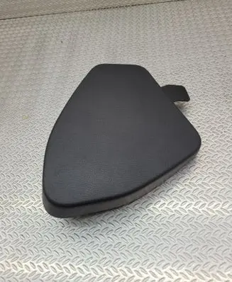 Peugeot 308 Seat trim 9833379980