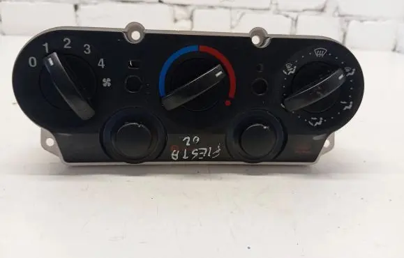 Ford Fiesta Climate control unit 2S6H18549BD