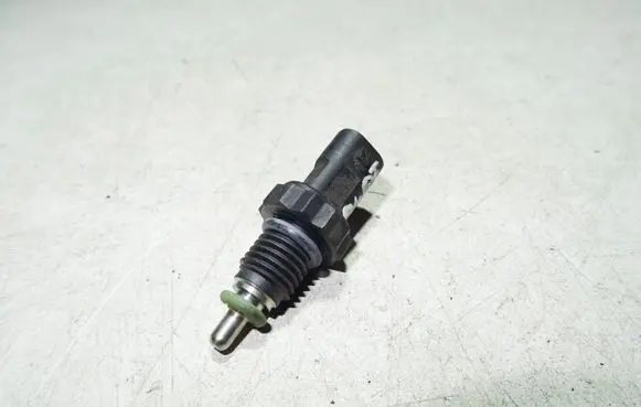 Audi A4 S4 B8 8K Fuel temperature sensor 059919523A