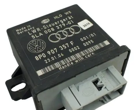 Audi A3 S3 8P Light module LCM 8P0907357F