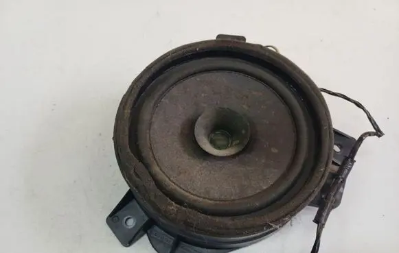 Mitsubishi Grandis Front door speaker MR986444
