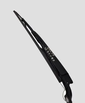 Volvo XC70 Rear wiper blade arm