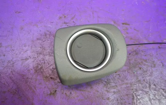 Toyota Yaris Dashboard air vent grill cover trim 