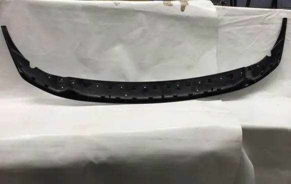 BMW 1 F40 Front bumper lip 8075309