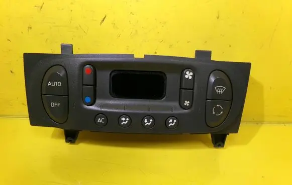Renault Scenic I Climate control unit 7700435401