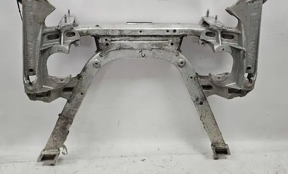 BMW 7 E65 E66 Front subframe 6752294 6752293