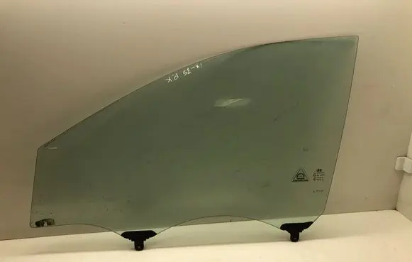 Hyundai ix35 Front door window glass four-door